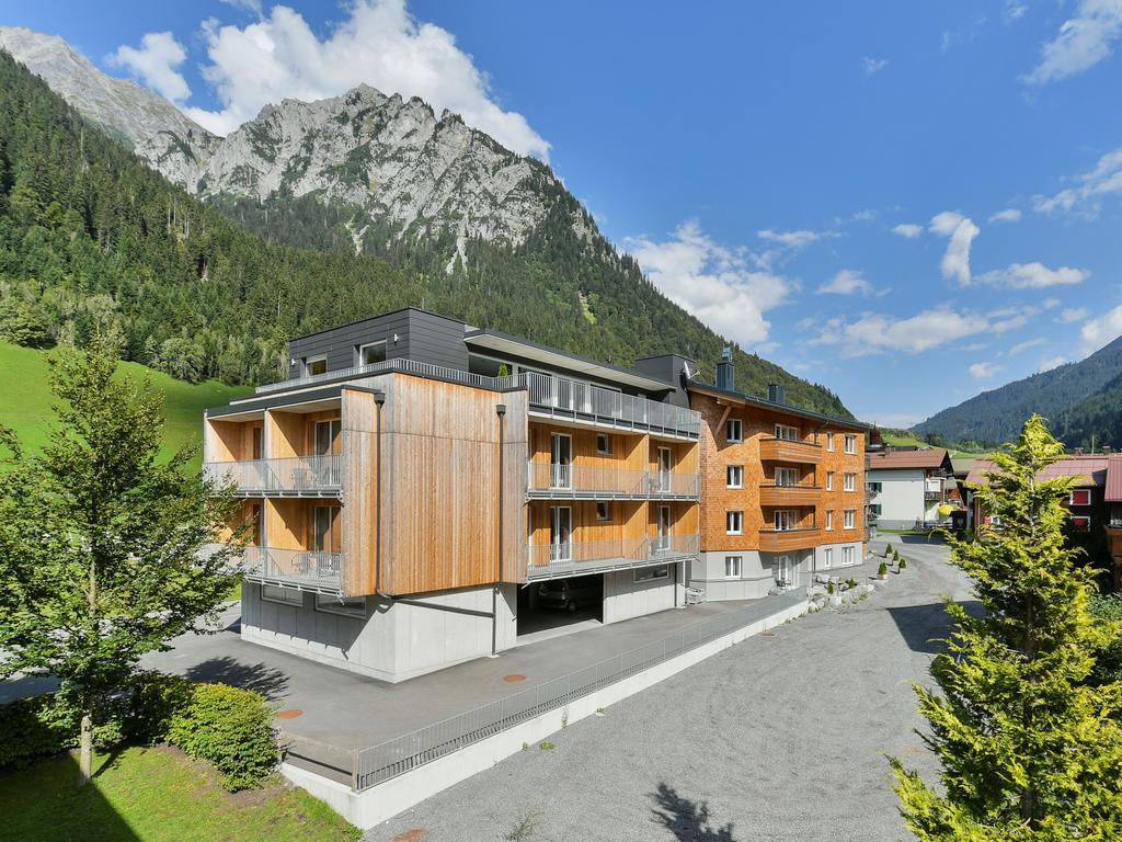 Alpine Lodge Kloesterle Am Arlberg エクステリア 写真