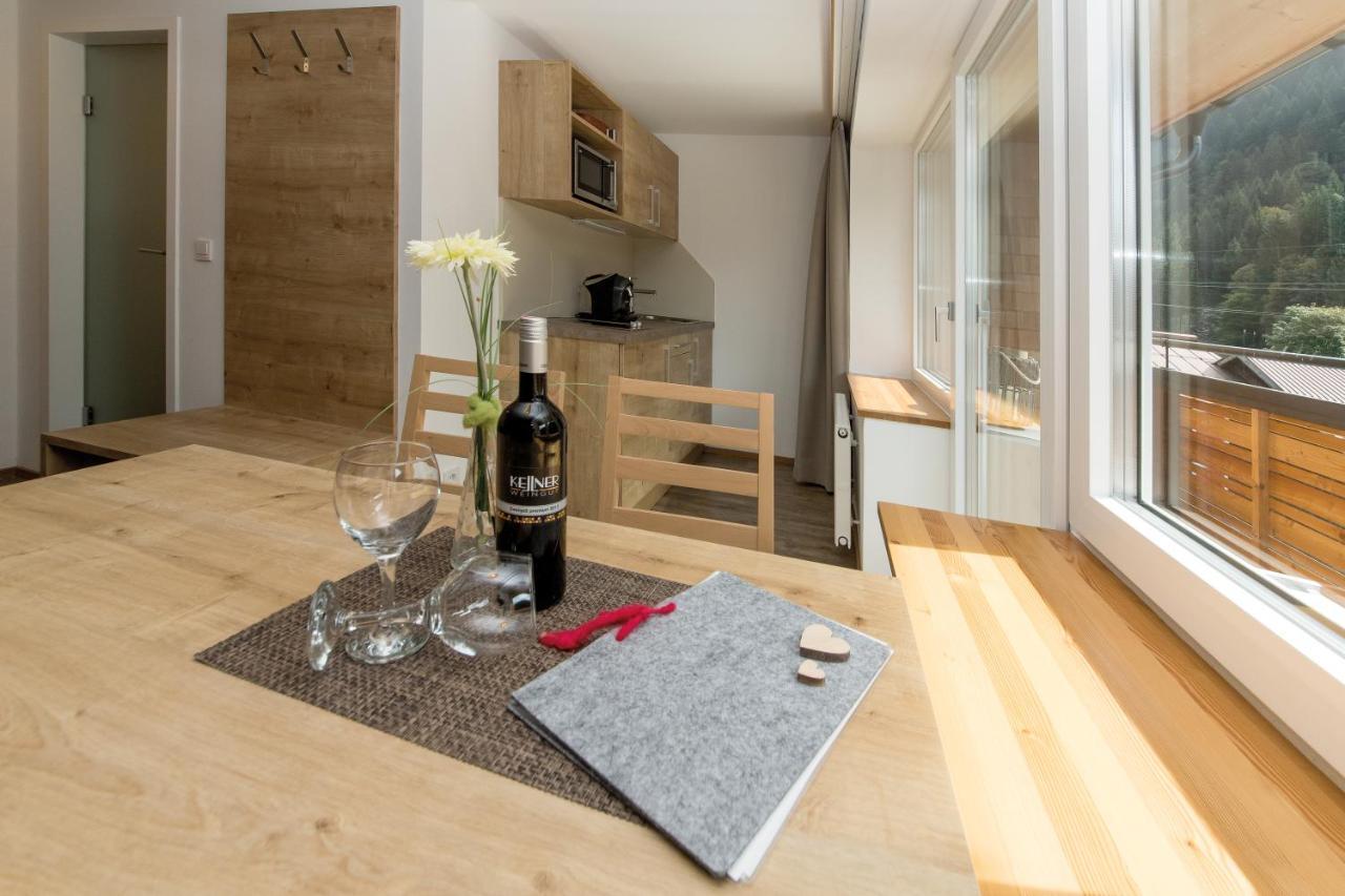 Alpine Lodge Kloesterle Am Arlberg 部屋 写真